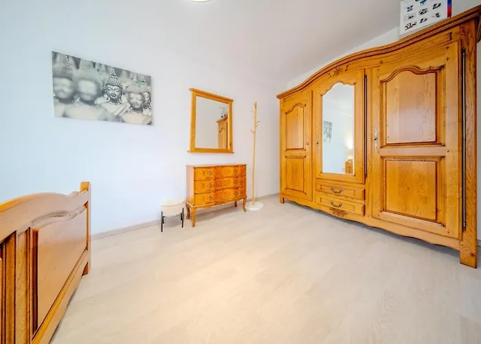 Horticulture 2 Saint-louis Parking * Saint-Louis (Haut-Rhin)